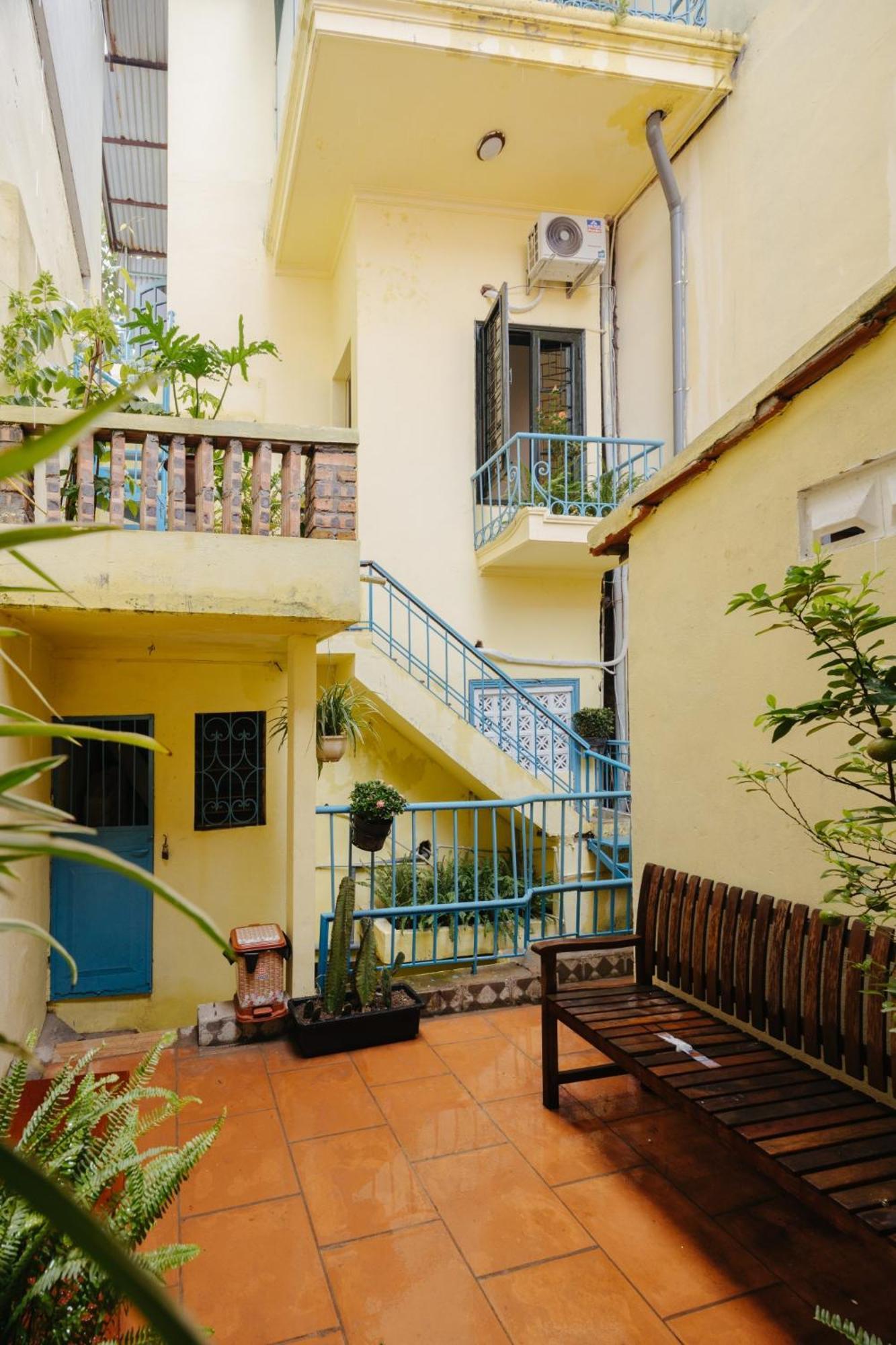 Homestay And Eggcoffee Central Hanoi Old Quarter Extérieur photo
