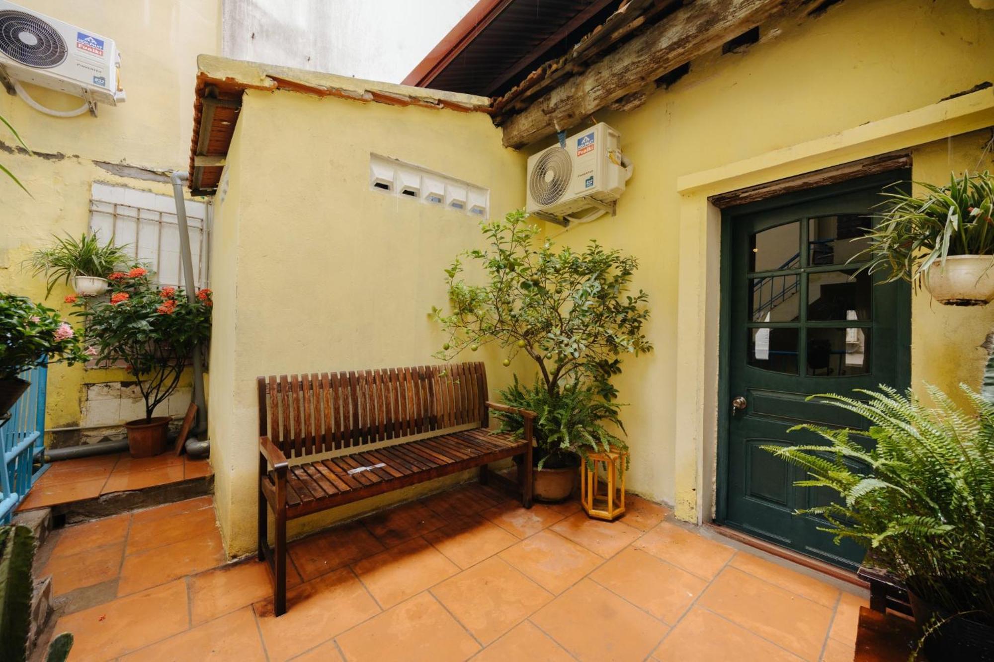 Homestay And Eggcoffee Central Hanoi Old Quarter Extérieur photo