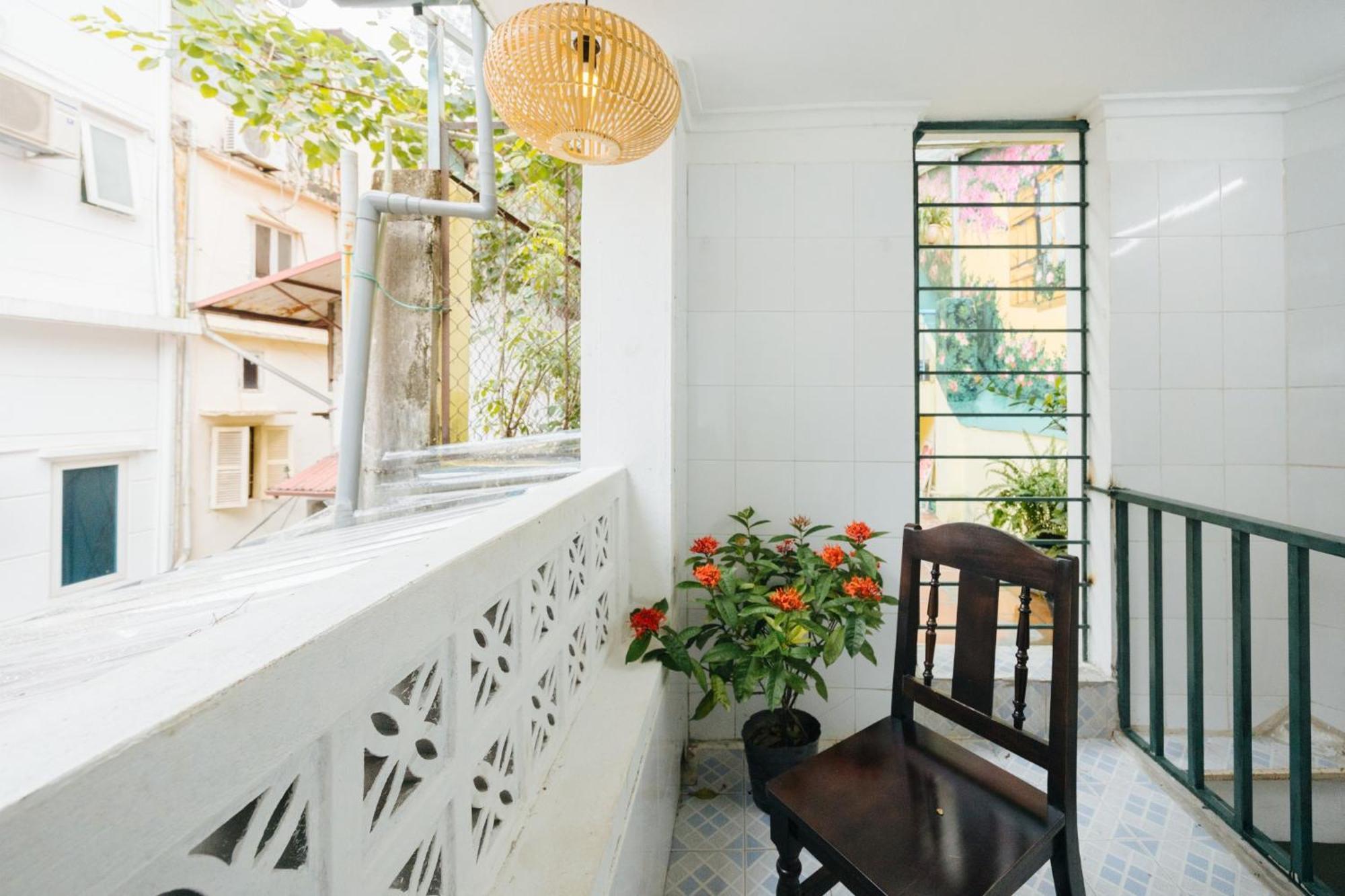 Homestay And Eggcoffee Central Hanoi Old Quarter Extérieur photo