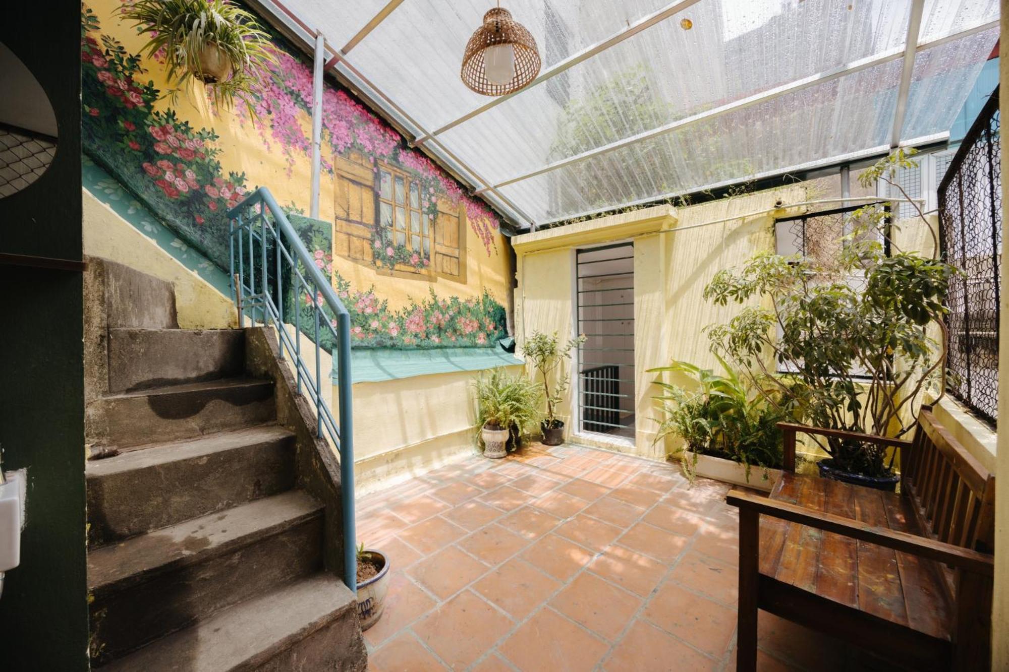 Homestay And Eggcoffee Central Hanoi Old Quarter Extérieur photo