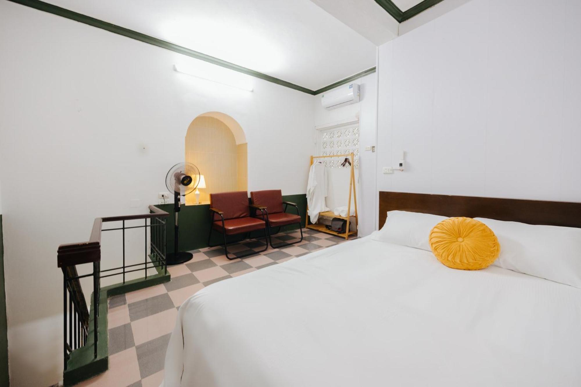 Homestay And Eggcoffee Central Hanoi Old Quarter Extérieur photo