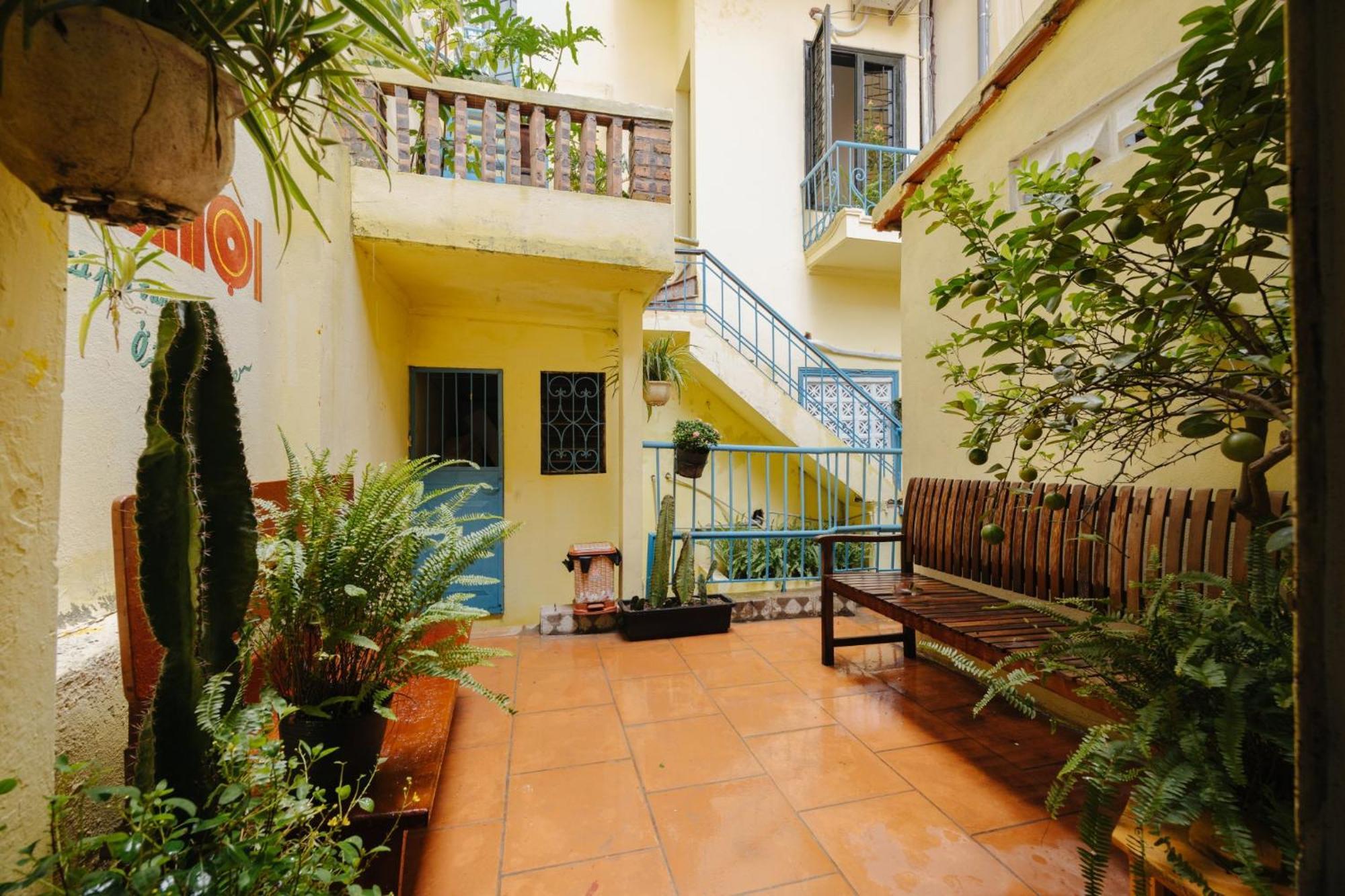 Homestay And Eggcoffee Central Hanoi Old Quarter Extérieur photo