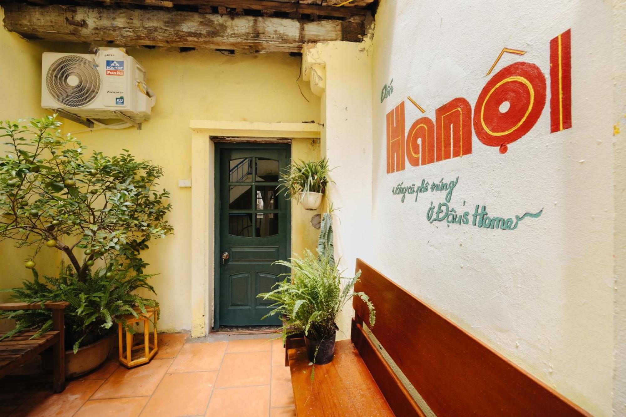 Homestay And Eggcoffee Central Hanoi Old Quarter Extérieur photo
